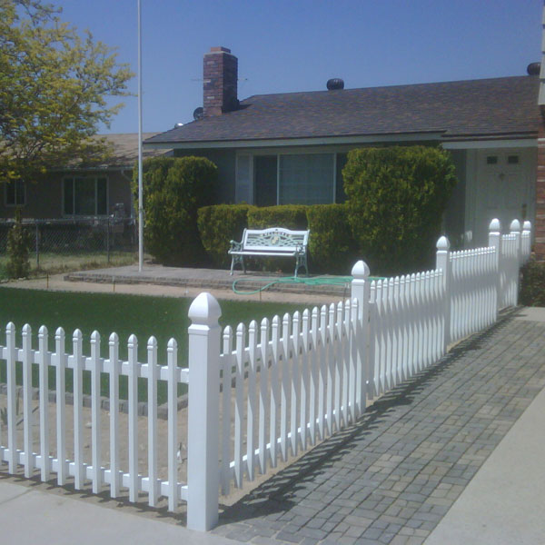 Vinyl fencing